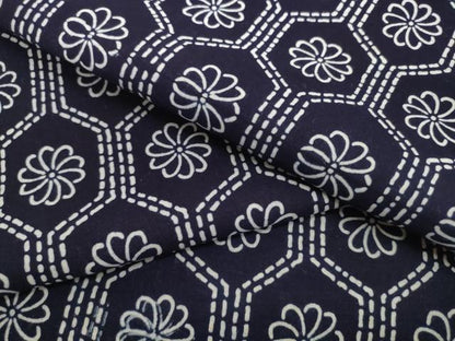 平和屋着物＊夏物　浴衣　着尺　注染　亀甲花文　綿　逸品　未使用　DABH2522zzz