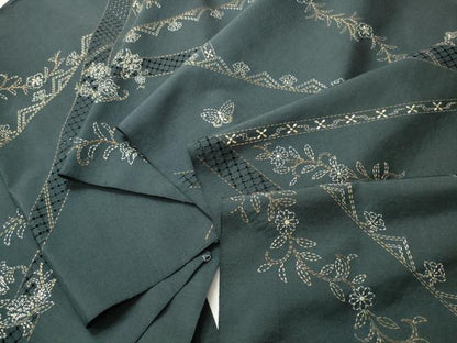 平和屋着物●中国三大刺繍　スワトウ刺繍　汕頭刺繍　総刺繍　小紋　反物　着尺　刺し子　斜線花蝶文　逸品　未使用　DABH2588zzz