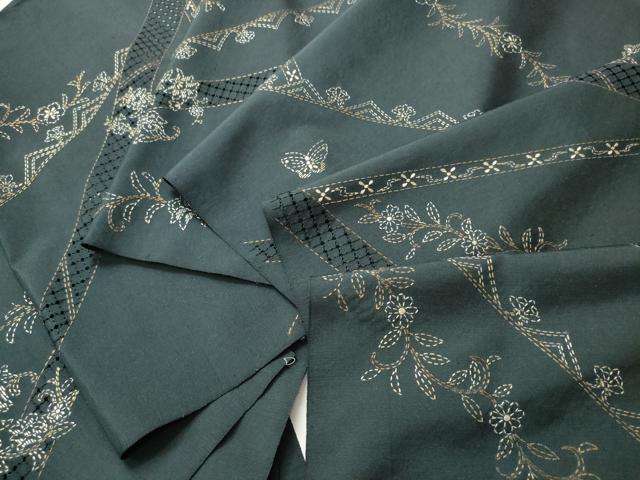 平和屋着物●中国三大刺繍　スワトウ刺繍　汕頭刺繍　総刺繍　小紋　反物　着尺　刺し子　斜線花蝶文　逸品　未使用　DABH2588zzz