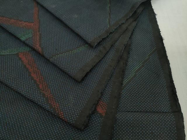 平和屋着物▼本場大島紬　反物　着尺　7マルキ　幾何学文様　奥文織物謹製　証紙付き　逸品　未使用　DABH2635zzz