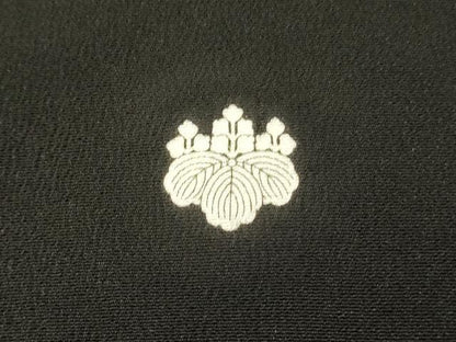 平和屋着物■豪華黒留袖　駒刺繍　絵巻花鳥文　金彩　正絹　逸品　DABH2935qp