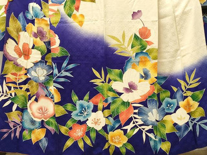 平和屋着物■豪華振袖　駒刺繍　草花文　暈し染め　金彩　正絹　逸品　DABH3051qp