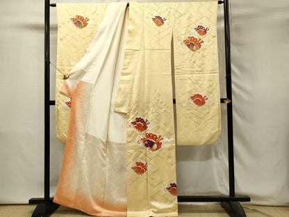 平和屋着物■豪華振袖　駒刺繍　舞蝶菱文　金彩　正絹　逸品　DABH3069qp
