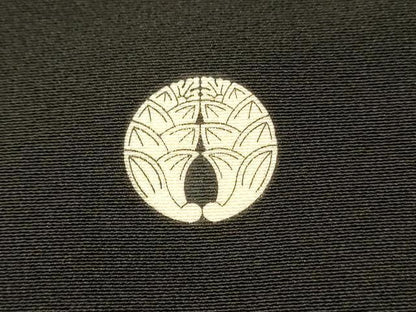平和屋着物■豪華黒留袖　友禅　作家物　重ね山風景花松文　正絹　逸品　DABH3100qp