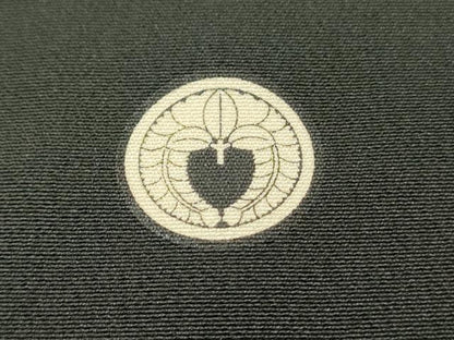 平和屋着物■世界的ファッションデザイナー 山本寛斎 kansaiブランド 黒留袖 駒刺繍 人物御所車花松文 暈し染め 金彩 正絹 逸品 DABH3125qp