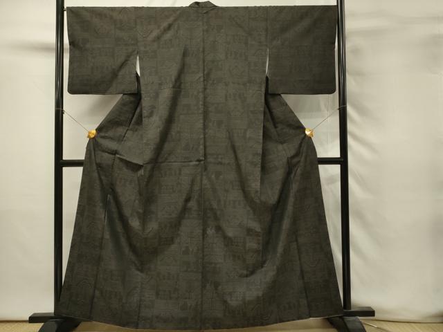 平和屋着物■本場大島紬　動物文　正絹　逸品　DABH3277qp