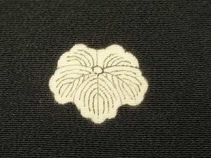 平和屋着物■豪華黒留袖　駒刺繍　霞文　金彩　正絹　逸品　DABH3360qp