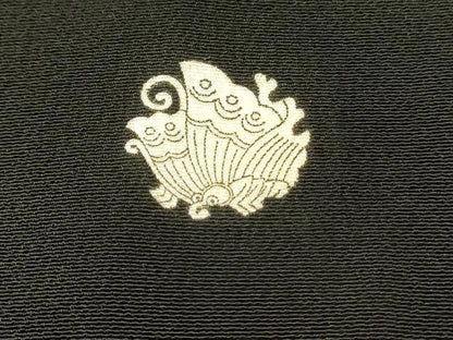 平和屋着物■豪華黒留袖　作家物　駒刺繍　籬花文　牡丹　金彩　正絹　逸品　DABH3363qp