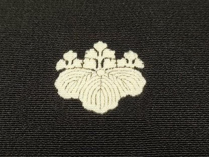 平和屋着物■豪華黒留袖　駒刺繍　正倉院花文　金彩　正絹　逸品　DABH3364qp