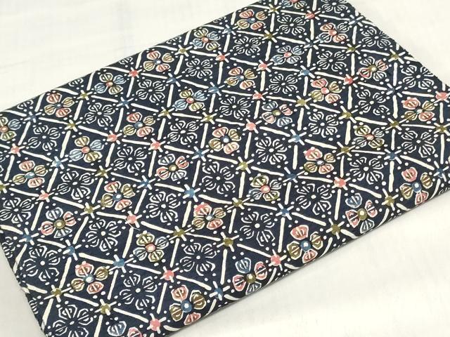 平和屋着物▼小紋　解き反物　着尺　紬地　型染め　花菱文　逸品　DABH3628zy
