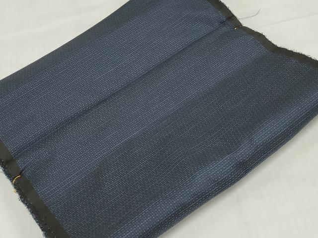 平和屋着物▼男性　本場大島紬　反物　着尺　格子　入来源治作　証紙付き　逸品　未使用　DABH3912zy