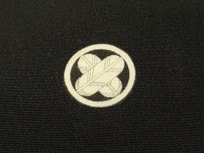 平和屋着物■豪華黒留袖　駒刺繍　萬寿染　飛鳥文　有栖川文様　暈し染め　金彩　正絹　逸品　DABH4102qp