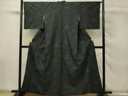 平和屋着物■上質な紬　舞葉唐草文　黒地　正絹　逸品　DABH4134qp