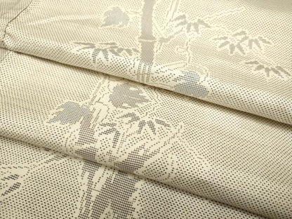 平和屋着物▽本場大島紬　単衣　白大島　9マルキ　笹竹蔦の葉文　正絹　逸品　DABH4810du