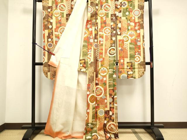 平和屋着物▼豪華振袖　駒刺繍　吉祥花蝶文　金通し地　正絹　逸品　DABH4876du