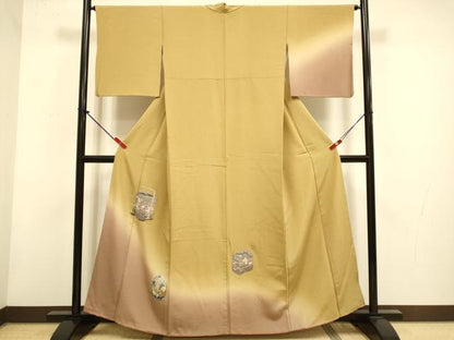 平和屋着物▼中国三大刺繍　相良刺繍　総刺繍　訪問着　器物花文　暈し染め　正絹　逸品　DABH4888du