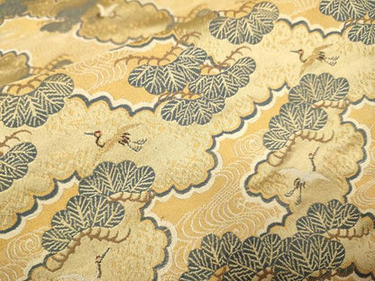 平和屋本店●色打掛　お引きずり　和装　婚礼　結婚式　花嫁　神社挙式　飛鶴松文　金糸　逸品　DABH4903du