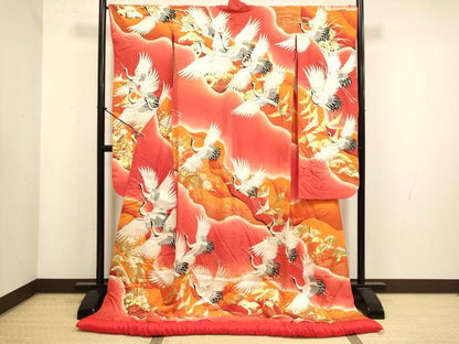 平和屋本店●色打掛　お引きずり　和装　婚礼　結婚式　花嫁　神社挙式　刺繍　飛鶴花松文　暈し染め　金彩　逸品　DABH4917du