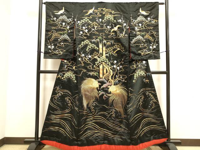 平和屋本店●色打掛　お引きずり　和装　婚礼　結婚式　花嫁　神社挙式　駒刺繍　飛鶴　蓑亀　松竹梅　黒地　逸品　DABH4921du
