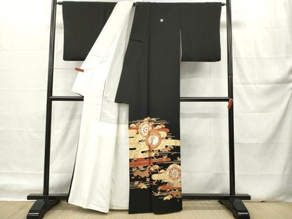 平和屋着物■豪華黒留袖　駒刺繍　鏡裏宝尽くし花文　松竹梅　金彩　正絹　逸品　DABH5037ea