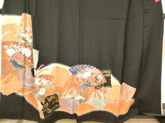 平和屋着物■豪華黒留袖　駒刺繍　色紙重ね　檜扇花文　暈し染め　金銀彩　正絹　逸品　DABH5078ea