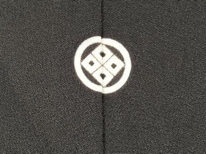 平和屋着物■豪華黒留袖　駒刺繍　色紙重ね　檜扇花文　暈し染め　金銀彩　正絹　逸品　DABH5078ea
