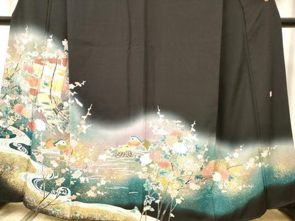 平和屋着物■豪華黒留袖　作家物　駒刺繍　鴛鴦流水花文　几帳　暈し染め　金銀彩　正絹　逸品　DABH5105ea