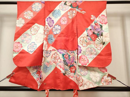 平和屋着物[]七五三　女の子　３歳　祝着　三つ身　扇面花蝶文　金彩　逸品　DABH5125ea
