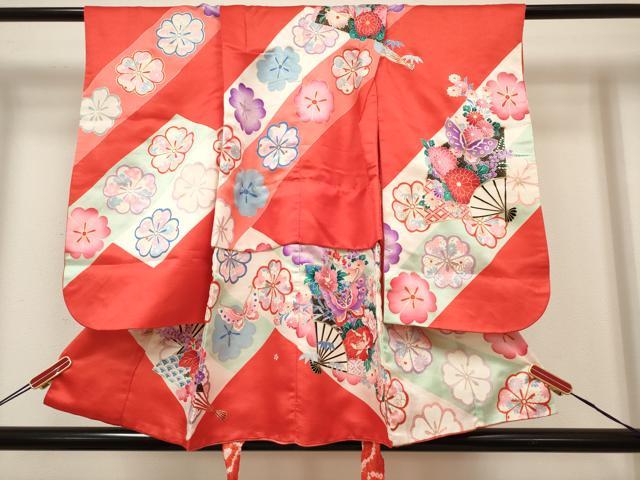 平和屋着物[]七五三　女の子　３歳　祝着　三つ身　扇面花蝶文　金彩　逸品　DABH5125ea
