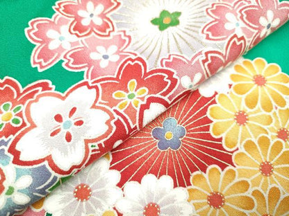 平和屋着物[]七五三　女の子　７歳　祝着　四つ身　舞蝶花車輪文　双鶴　暈し染め　金彩　逸品　DABH5146ea