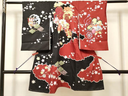 平和屋着物[]お宮参り　男の子　祝着　産着　初着　のしめ　刺繍　唐獅子花文　宝尽くし　黒地　金彩　未使用　DABH5174ea