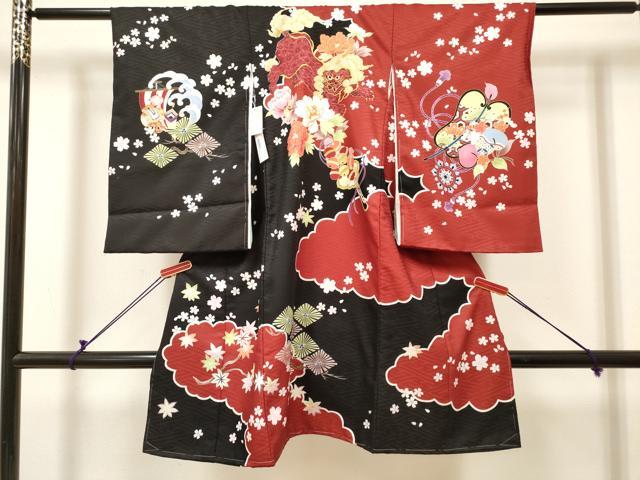 平和屋着物[]お宮参り　男の子　祝着　産着　初着　のしめ　刺繍　唐獅子花文　宝尽くし　黒地　金彩　未使用　DABH5175ea