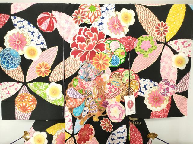 平和屋着物[]お宮参り　女の子　はいばら　祝着　産着　初着　のしめ　花鞠文　黒地　金彩　洗える着物　未使用　DABH5182ea