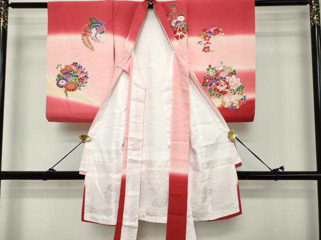 平和屋着物[]お宮参り　女の子　祝着　産着　初着　のしめ　駒刺繍　童子遊び　鼓花文　暈し染め　金彩　逸品　DABH5185ea