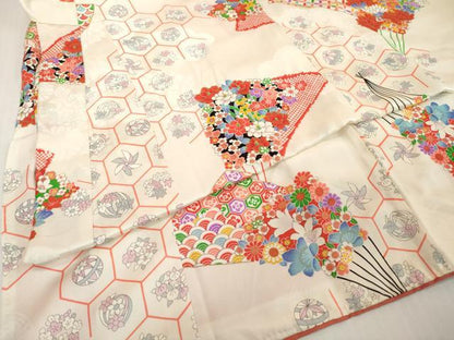 平和屋着物[]七五三　女の子　３歳　祝着　三つ身　扇面花文　亀甲繋ぎ　金彩　逸品　DABH5216ea