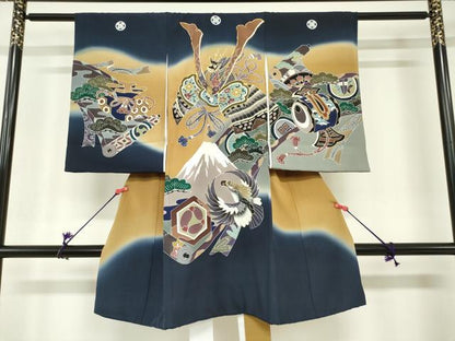 平和屋着物[]お宮参り　男の子　祝着　産着　初着　のしめ　駒刺繍　鷹　鷲　龍　兜　富士山　暈し染め　金彩　逸品　DABH5231ea