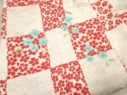 平和屋着物[]七五三　女の子　子供　被布　刺繍　市松桜文　逸品　DABH5267ea