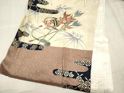 平和屋着物[]お宮参り　男の子　祝着　産着　初着　のしめ　鷹　鷲　兜　笹竹器物文　金彩　逸品　DABH5294ea
