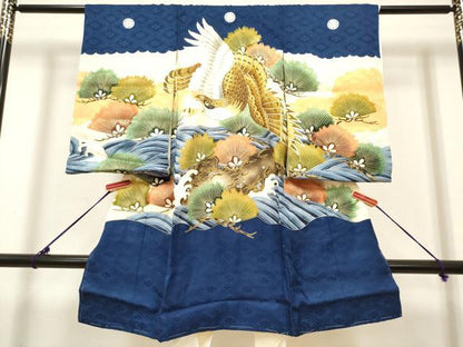 平和屋着物[]お宮参り　男の子　祝着　産着　初着　のしめ　鷹　鷲　立波松文　金彩　逸品　DABH5297ea
