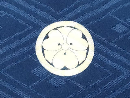 平和屋着物[]お宮参り　男の子　祝着　産着　初着　のしめ　鷹　鷲　立波松文　金彩　逸品　DABH5297ea