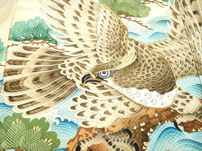 平和屋着物[]お宮参り　男の子　祝着　産着　初着　のしめ　駒刺繍　鷹　鷲　立波鼓絵巻笠松文　金彩　逸品　DABH5299ea