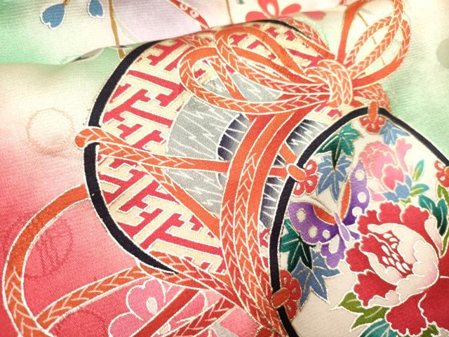 平和屋着物[]お宮参り　女の子　祝着　産着　初着　のしめ　枝垂れ桜　折り鶴　鼓　暈し染め　金銀彩　逸品　DABH5305ea