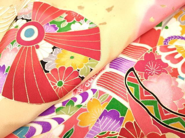 平和屋着物[]お宮参り　女の子　祝着　産着　初着　のしめ　御殿鞠　束ね熨斗鈴花松文　暈し染め　金彩　逸品　DABH5306ea