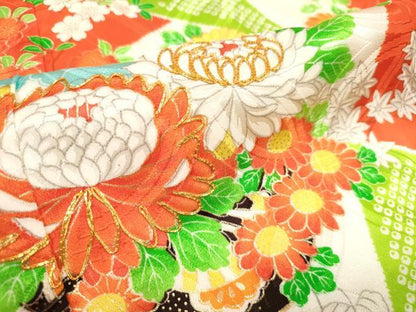 平和屋着物[]七五三　女の子　３歳　祝着　三つ身　駒刺繍　切嵌花車文　金彩　DABH5347ea