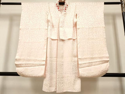 平和屋着物[]女の子　子供　長襦袢　無双仕立て　鞠花地紋　桜色　半衿刺繍　逸品　DABH5413ea
