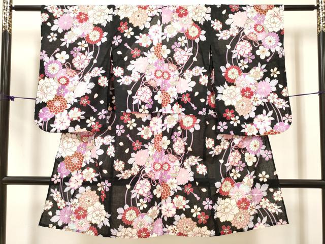 平和屋着物＊夏物　綿紅梅　浴衣　女の子　御殿鞠花文　舞桜　黒地　綿　逸品　DABH5420ea