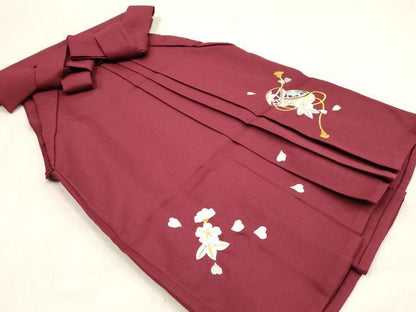 平和屋着物[]女の子　子供　行灯袴　総刺繍　鞠桜文　濃紅色　金糸　洗える着物　DABH5447ea