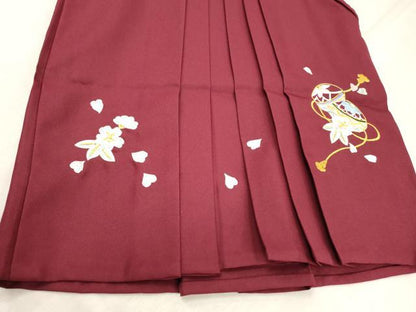 平和屋着物[]女の子　子供　行灯袴　総刺繍　鞠桜文　濃紅色　金糸　洗える着物　DABH5447ea