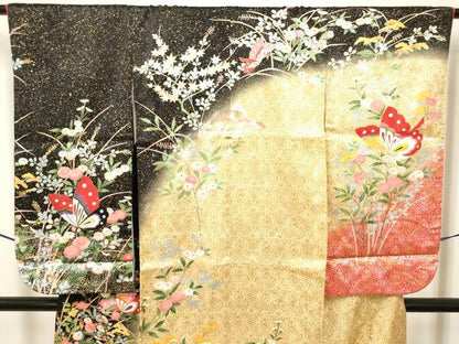 平和屋着物[]七五三　女の子　７歳　祝着　四つ身　舞蝶秋草文　暈し染め　黒地　金銀彩　逸品　DABH5456ea