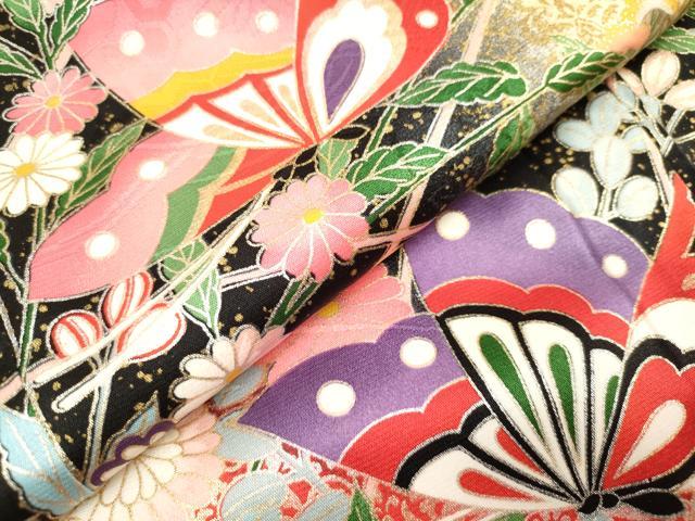 平和屋着物[]七五三　女の子　７歳　祝着　四つ身　舞蝶秋草文　暈し染め　黒地　金銀彩　逸品　DABH5456ea